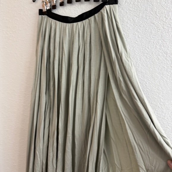 Ecote Seafoam Green Double High Slit Maxi Skirt Sz 4 - Picture 5 of 8